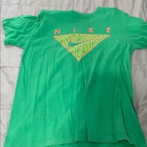 Nike t shirt